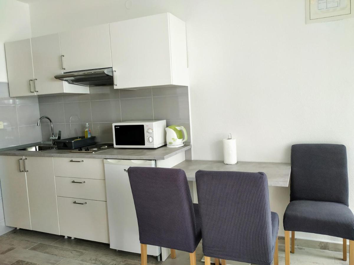 Apartment Mativa Макарска Экстерьер фото