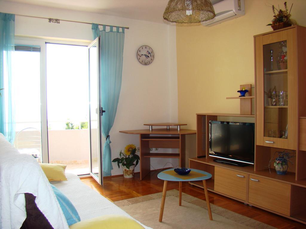 Apartment Mativa Макарска Экстерьер фото