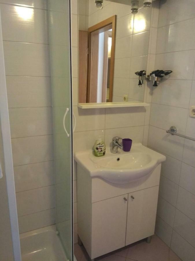 Apartment Mativa Макарска Экстерьер фото